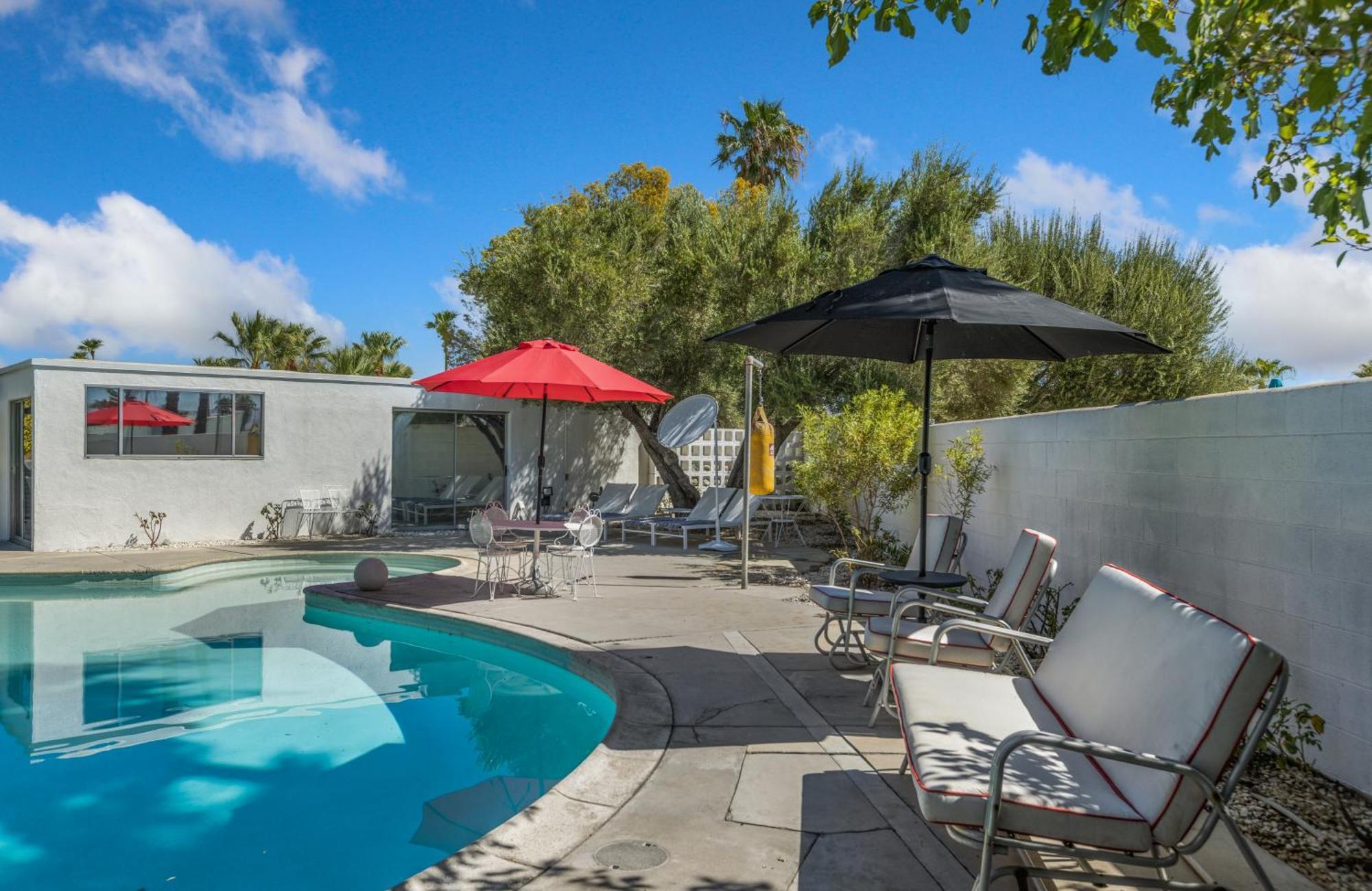 Former Steve Mcqueen'S Home Palm Springs Exterior photo
